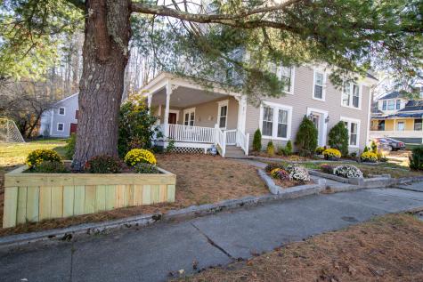 22 High Road Cornish ME 04020