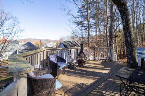 22 High Road Cornish ME 04020