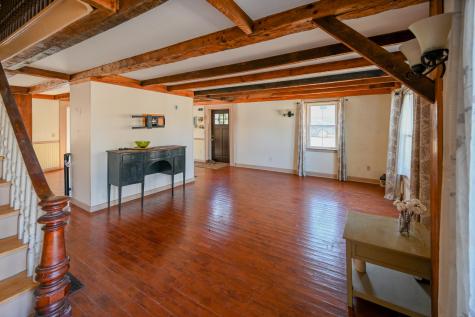 22 High Road Cornish ME 04020