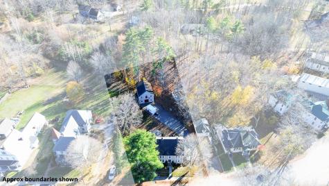 22 High Road Cornish ME 04020