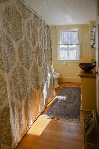 22 High Road Cornish ME 04020