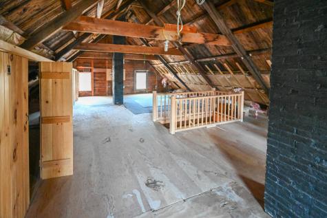 22 High Road Cornish ME 04020