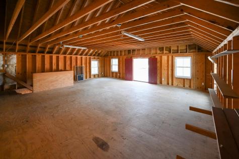 22 High Road Cornish ME 04020