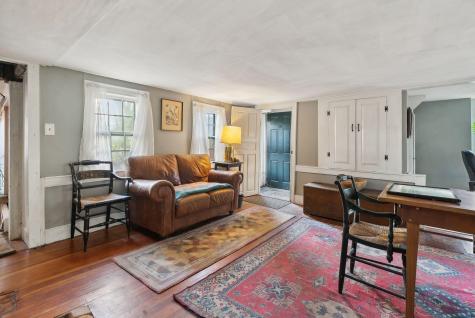 38 E Main Street Yarmouth ME 04096