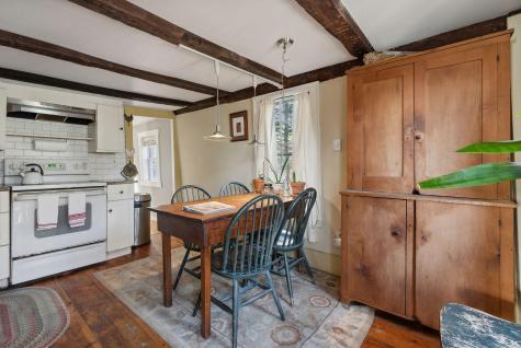 38 E Main Street Yarmouth ME 04096