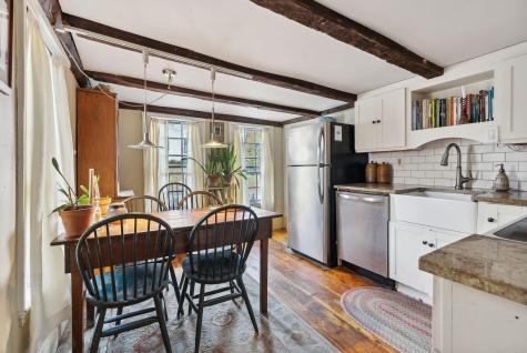 38 E Main Street Yarmouth ME 04096