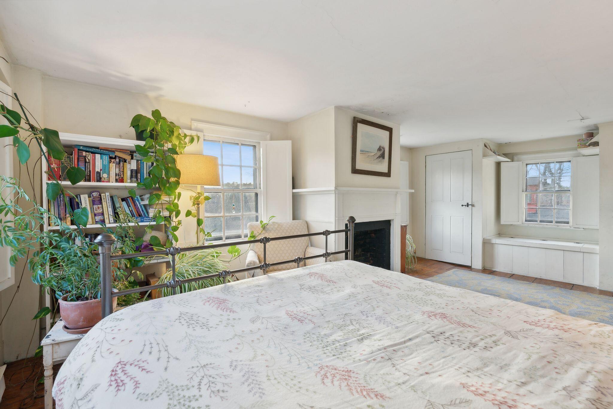 38 E Main Street Yarmouth ME 04096