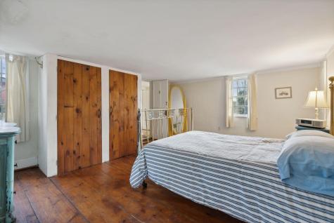 38 E Main Street Yarmouth ME 04096