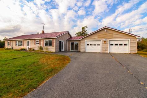 400 Hudson Road Corinth ME 04427