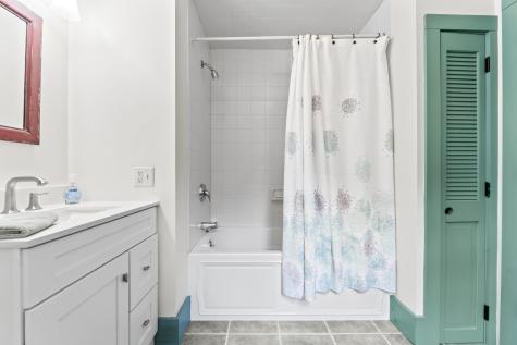 373 Brixham Road Eliot ME 03903