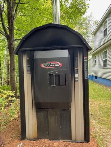 28 Glover Road Rumford ME 04276