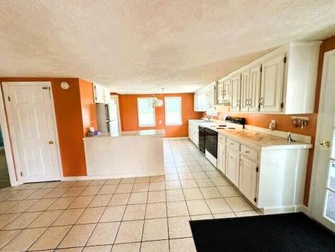 1039 Belfast Road Knox ME 04986