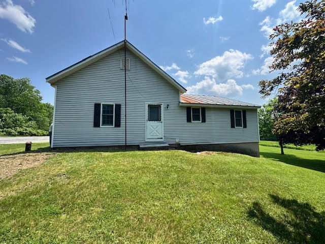 1039 Belfast Road Knox ME 04986