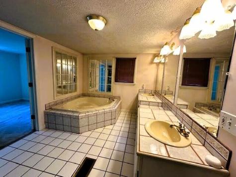 1039 Belfast Road Knox ME 04986