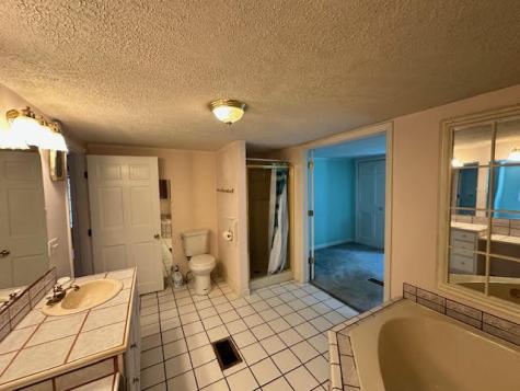 1039 Belfast Road Knox ME 04986