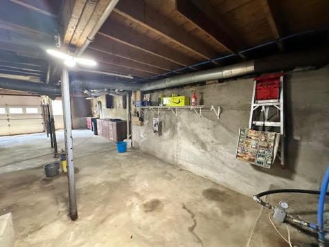 1039 Belfast Road Knox ME 04986