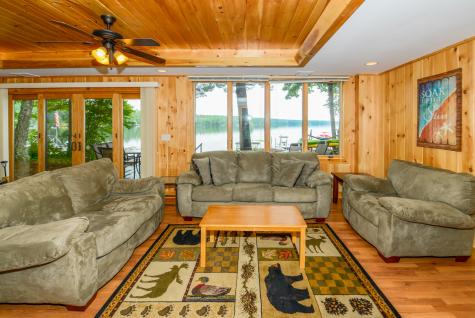 19 Bentwood Street Naples ME 04055