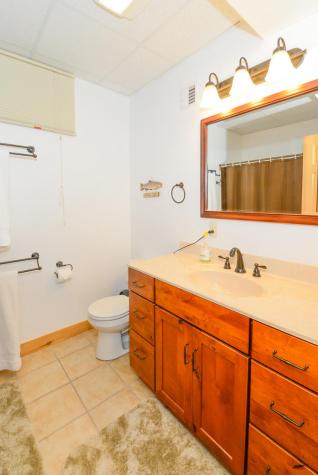 19 Bentwood Street Naples ME 04055
