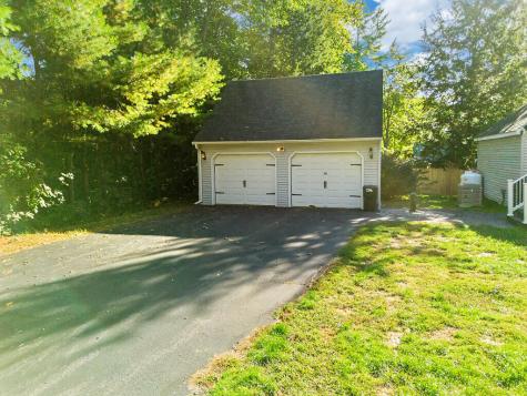 53 Burke Street Farmingdale ME 04344