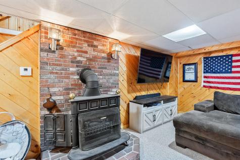 53 Burke Street Farmingdale ME 04344