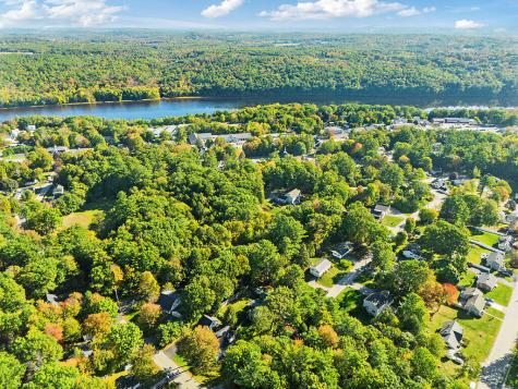 53 Burke Street Farmingdale ME 04344