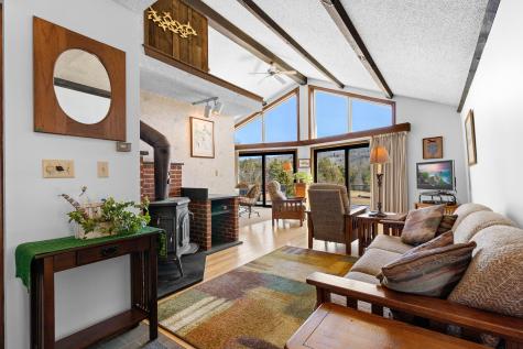 425 Sennebec Road Union ME 04862