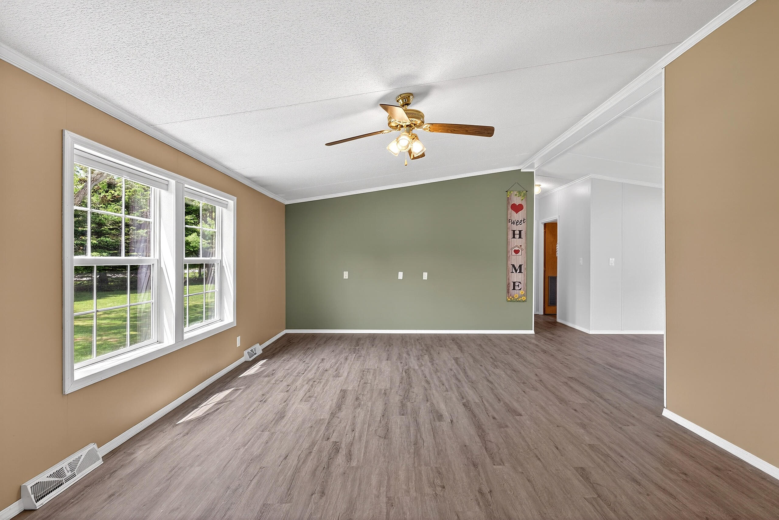 15 Kelly Court Sidney ME 04330