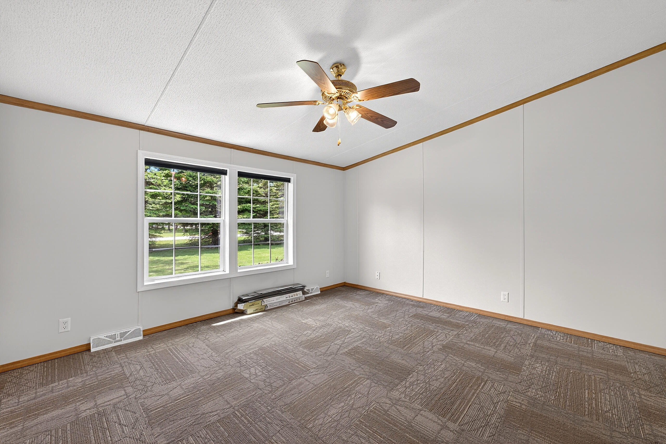 15 Kelly Court Sidney ME 04330