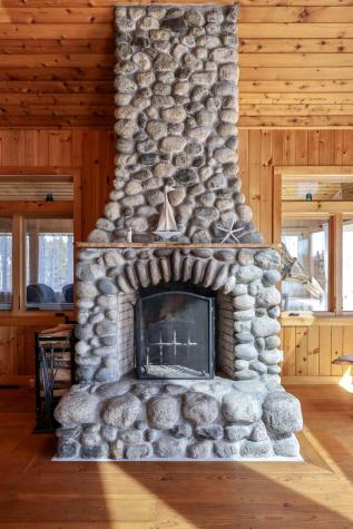 28 City Point Road Vinalhaven ME 04863