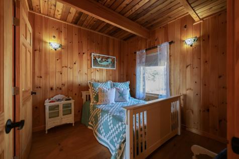 28 City Point Road Vinalhaven ME 04863