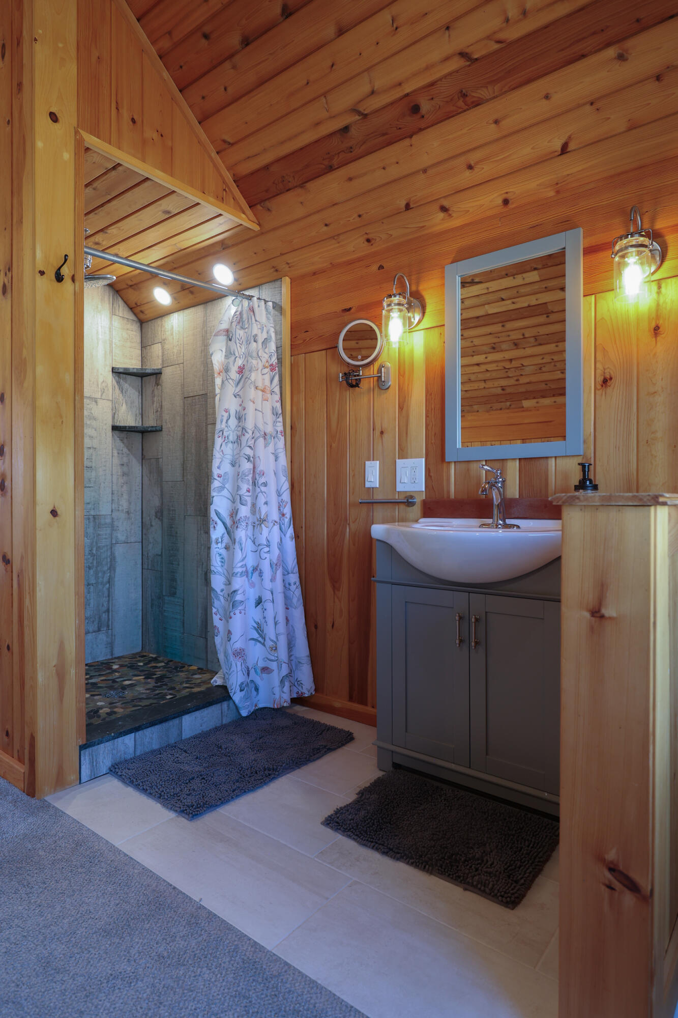 28 City Point Road Vinalhaven ME 04863