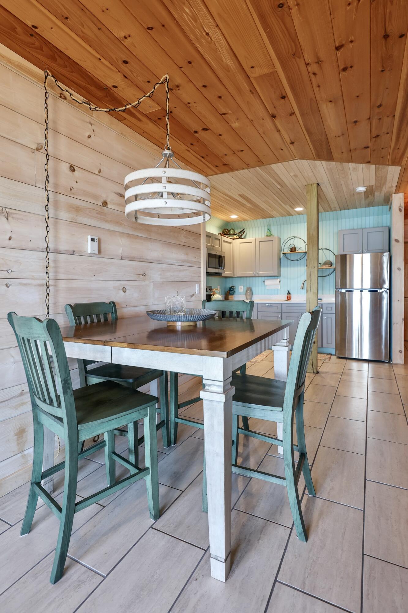 28 City Point Road Vinalhaven ME 04863