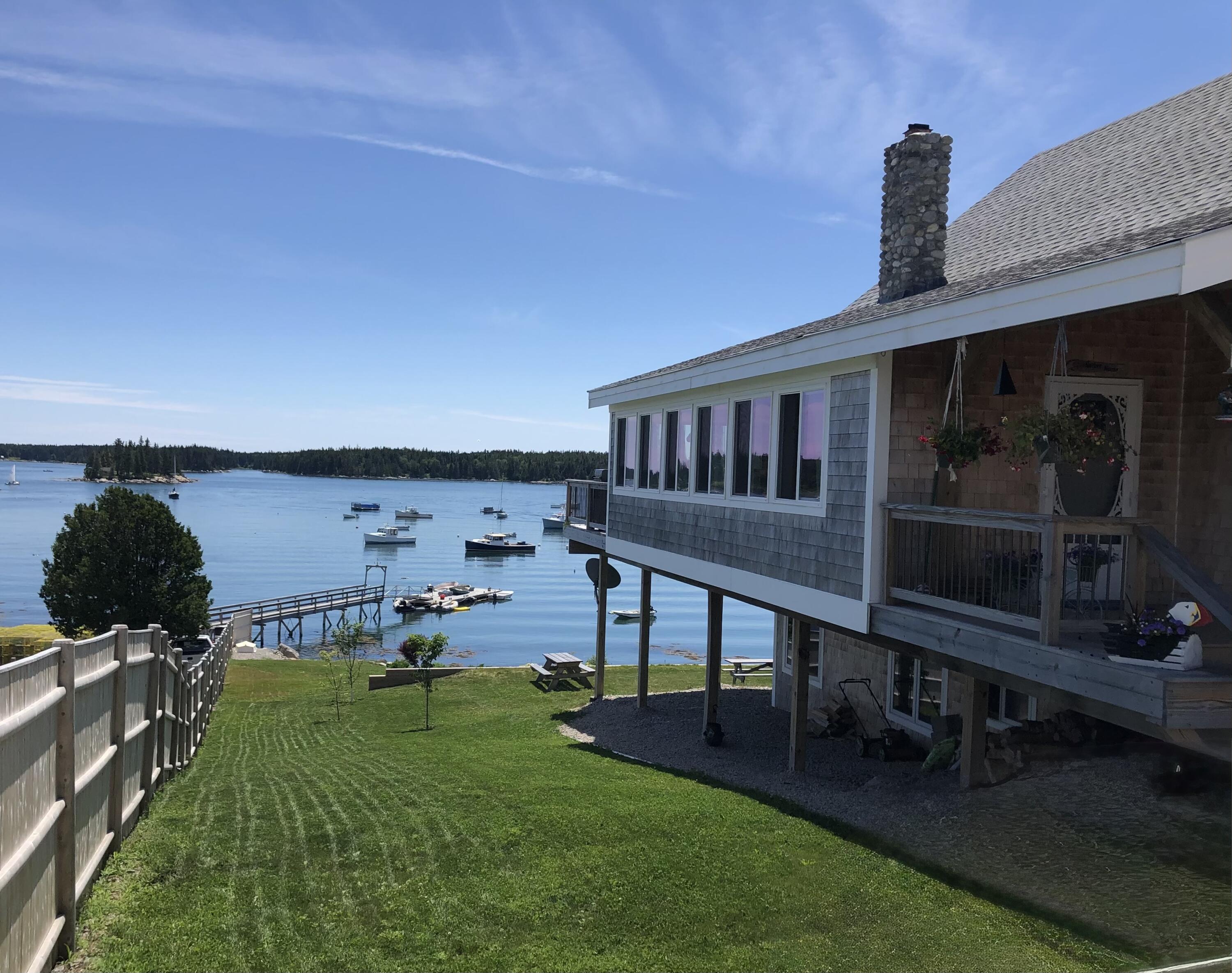 28 City Point Road Vinalhaven ME 04863