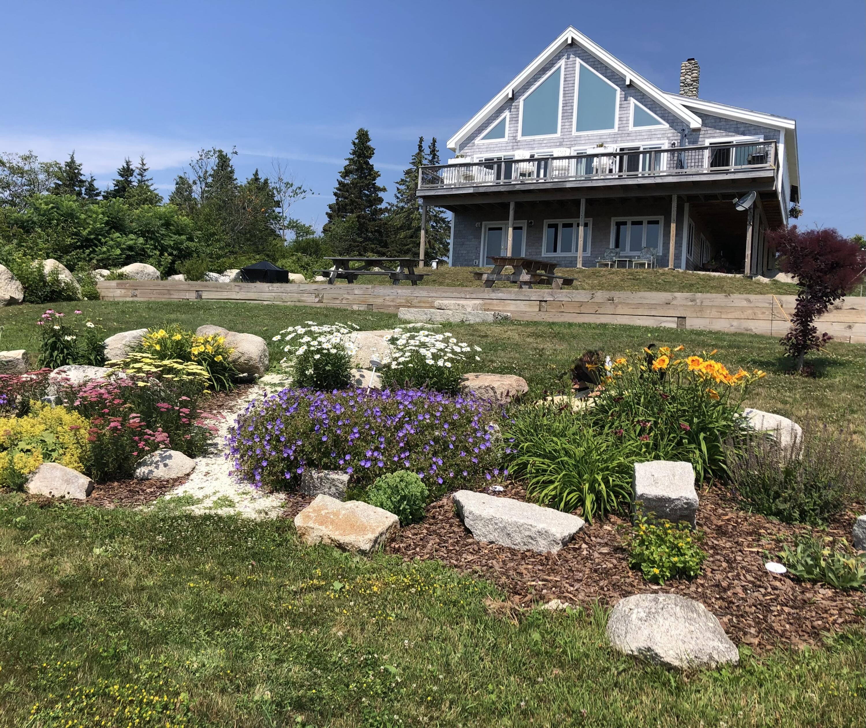 28 City Point Road Vinalhaven ME 04863