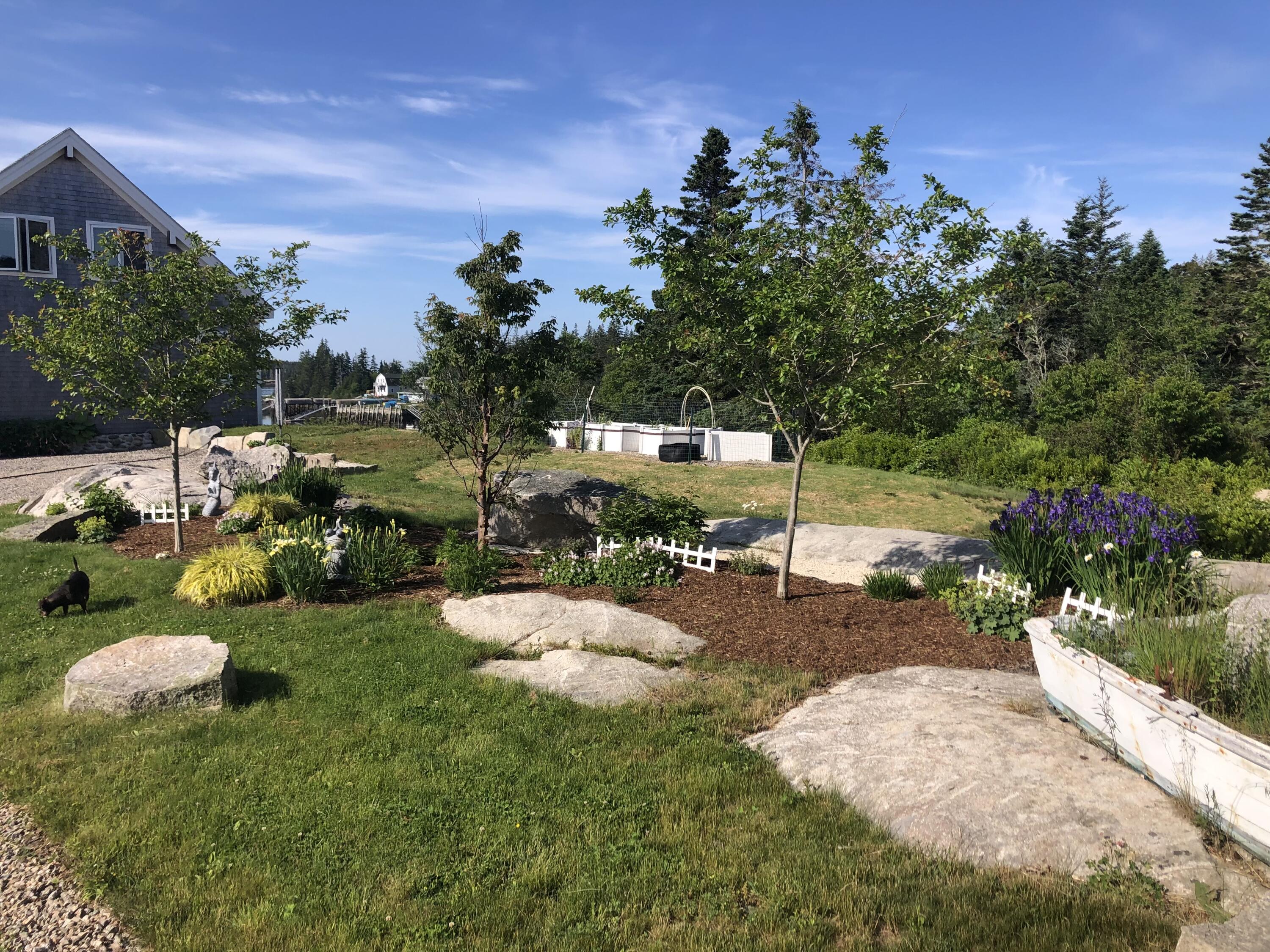 28 City Point Road Vinalhaven ME 04863