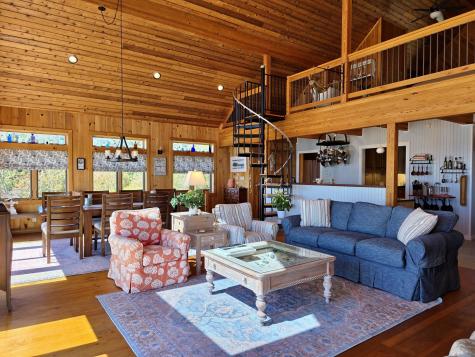 28 City Point Road Vinalhaven ME 04863