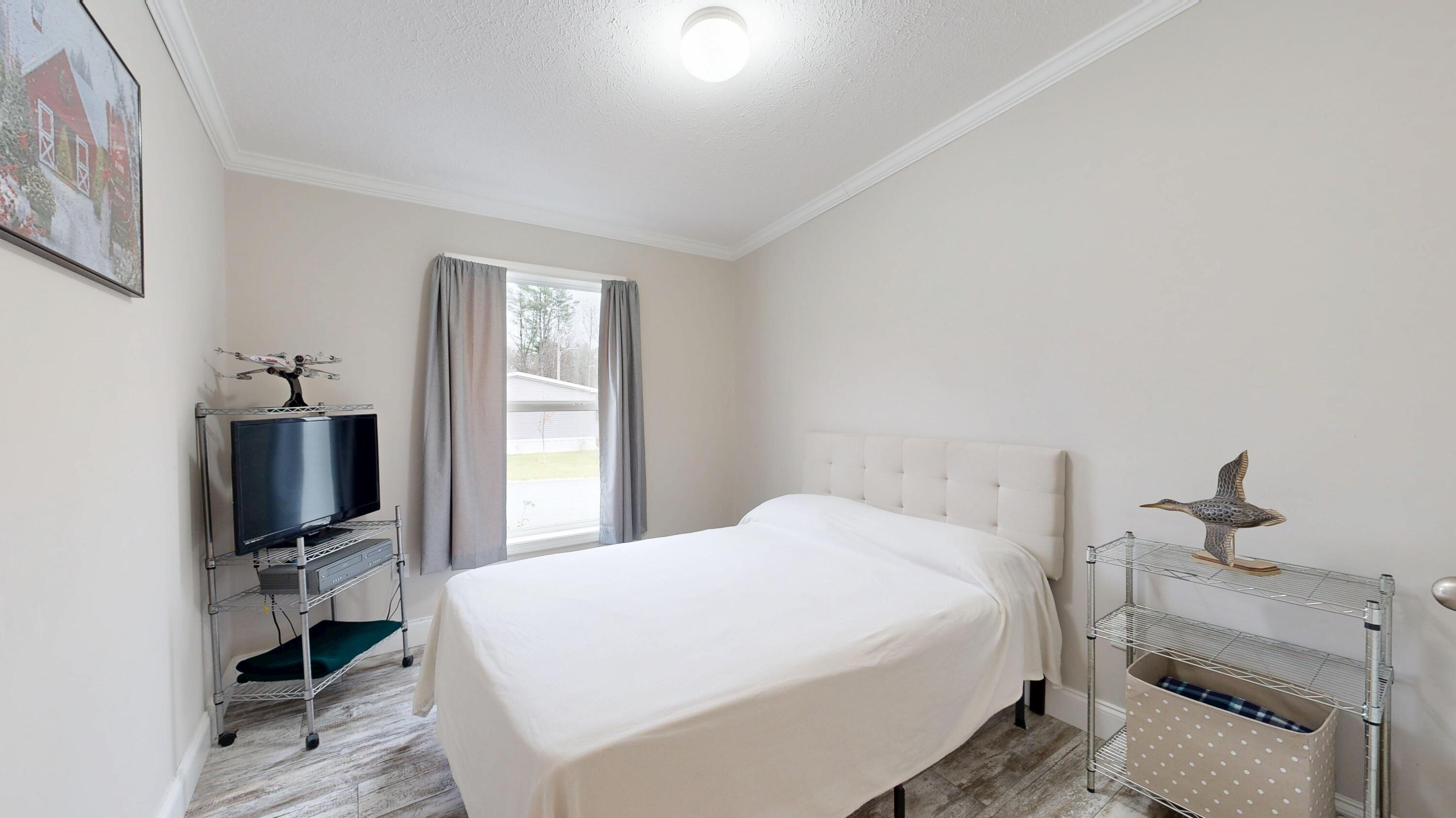 11 Trent Drive Lisbon ME 04250