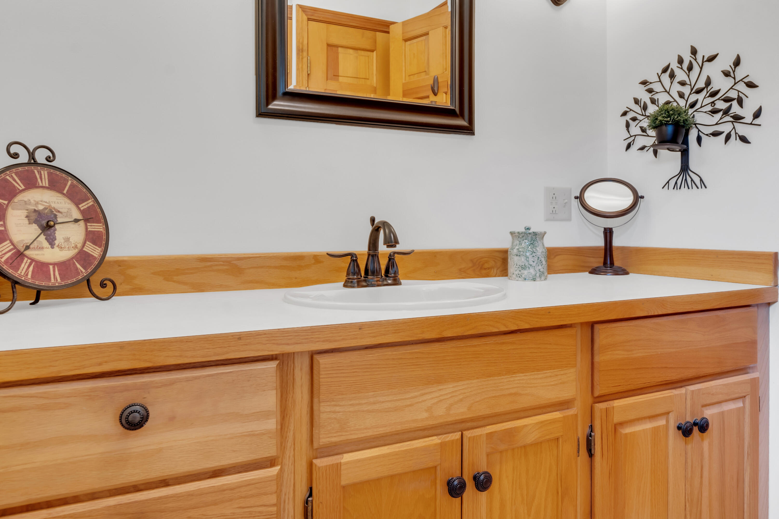 12 Harrison Circle Auburn ME 04210