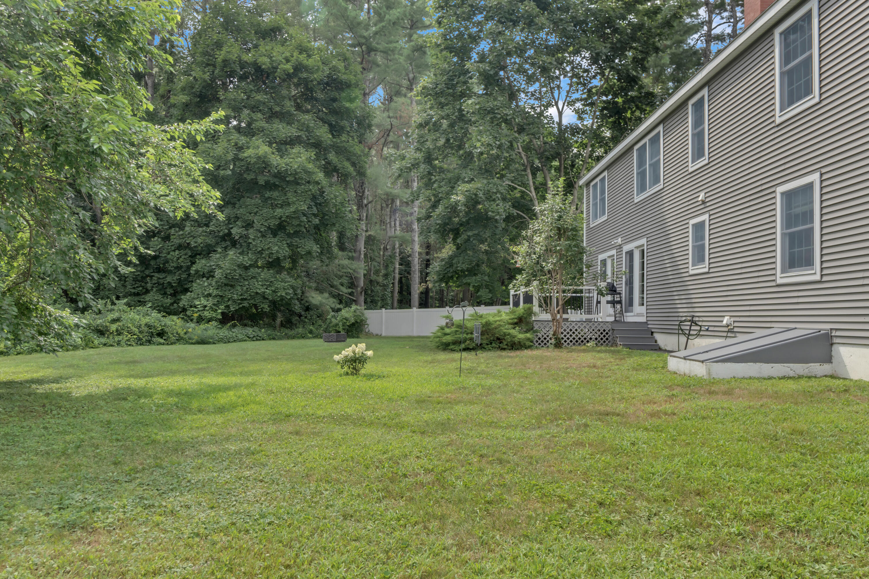 12 Harrison Circle Auburn ME 04210