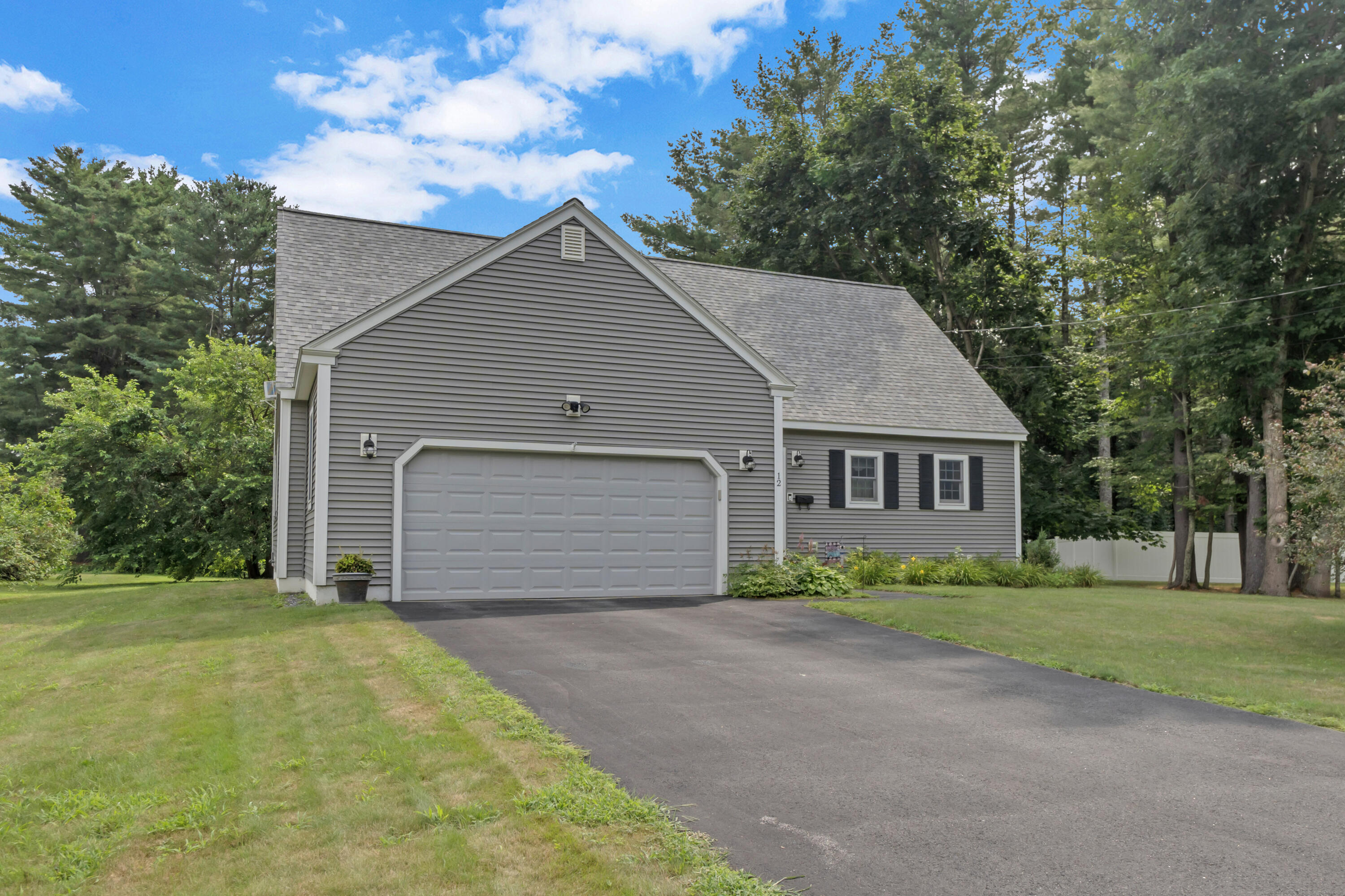 12 Harrison Circle Auburn ME 04210