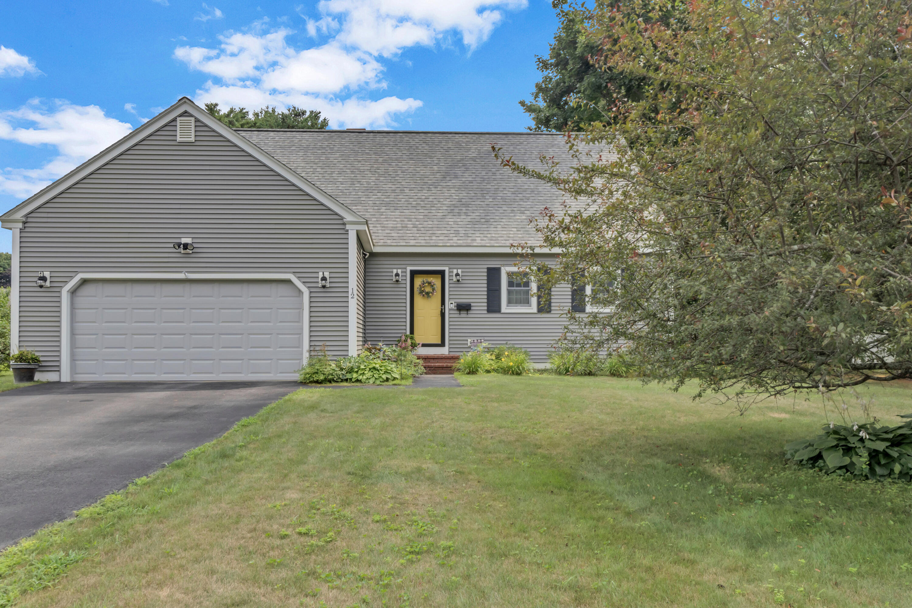 12 Harrison Circle Auburn ME 04210