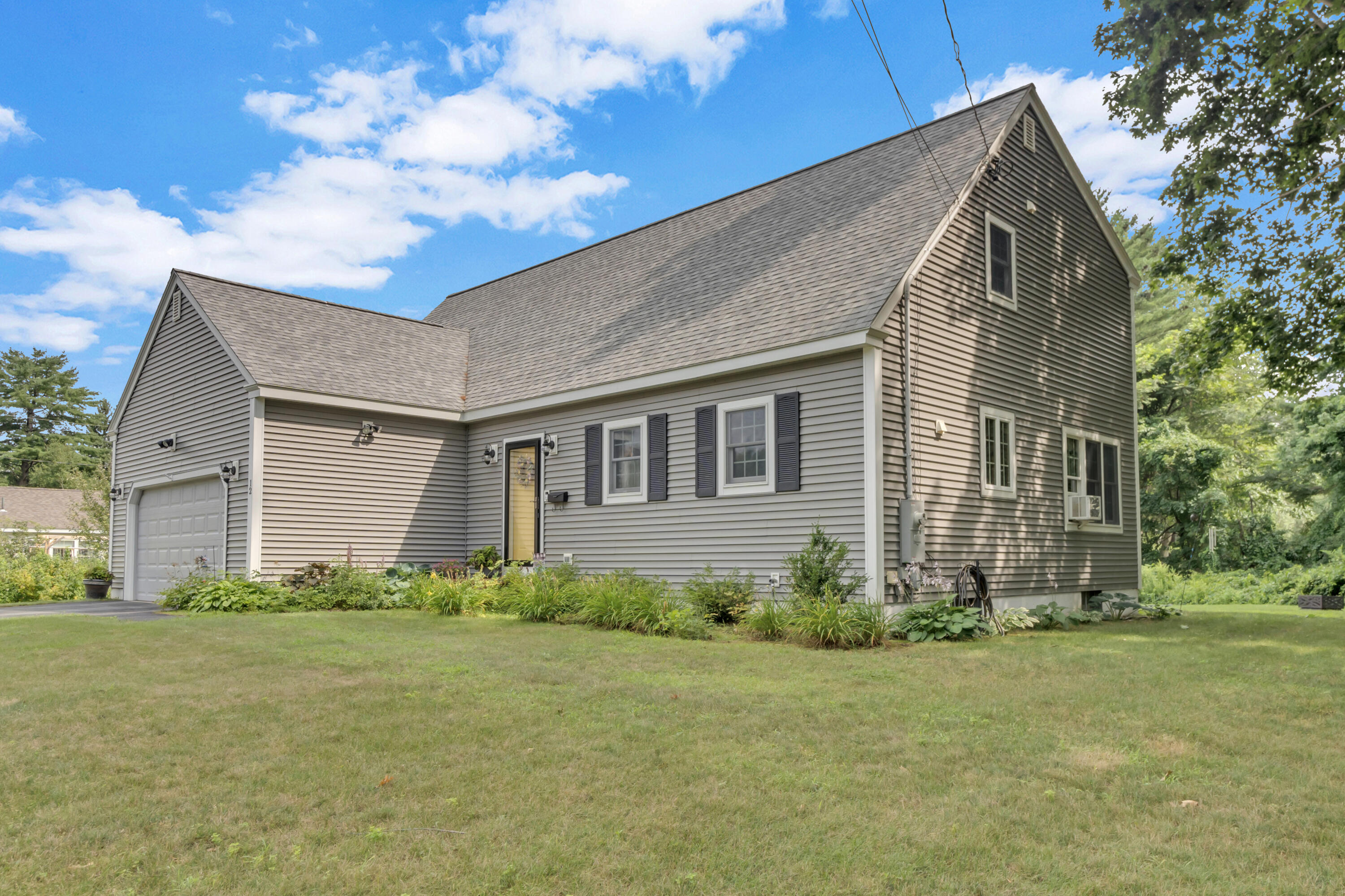 12 Harrison Circle Auburn ME 04210