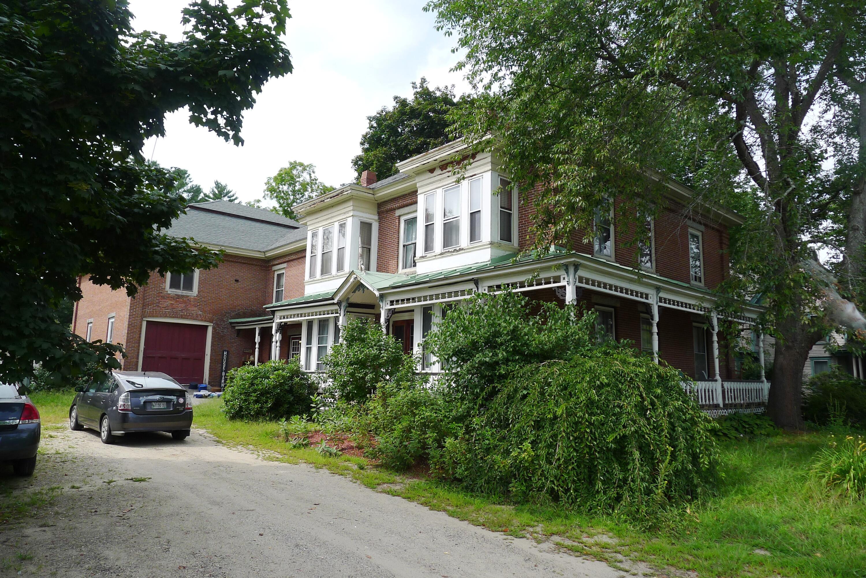 28 Weld Street Dixfield ME 04224