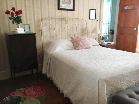 28 Weld Street Dixfield ME 04224