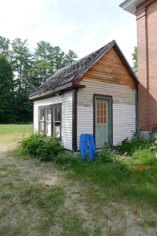 28 Weld Street Dixfield ME 04224