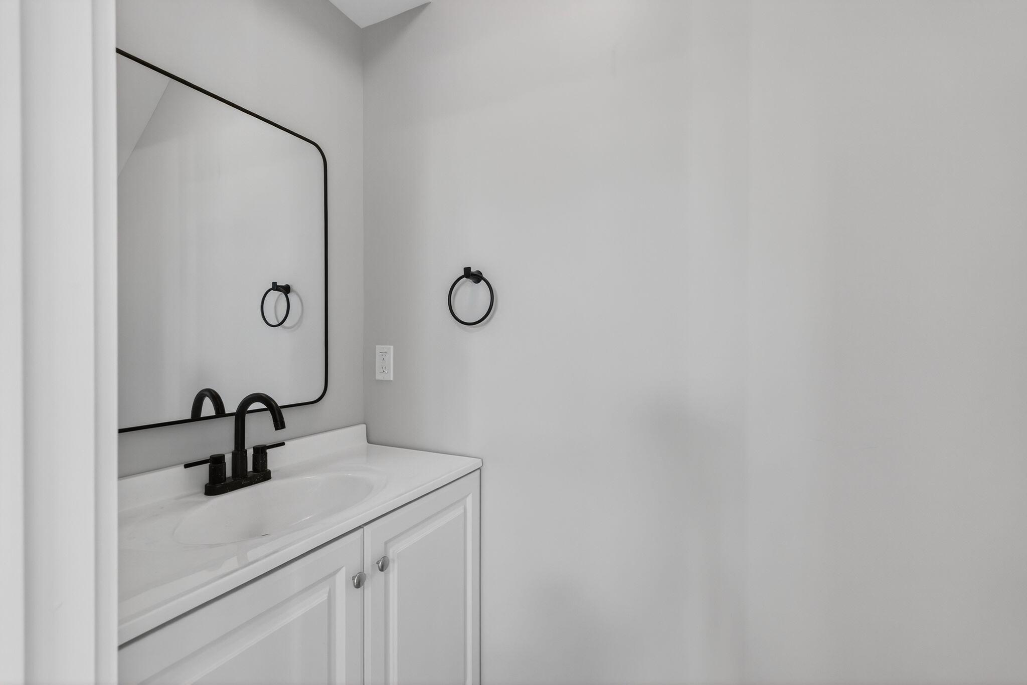 38 Oak Street Gardiner ME 04345