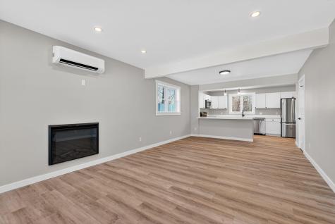 38 Oak Street Gardiner ME 04345