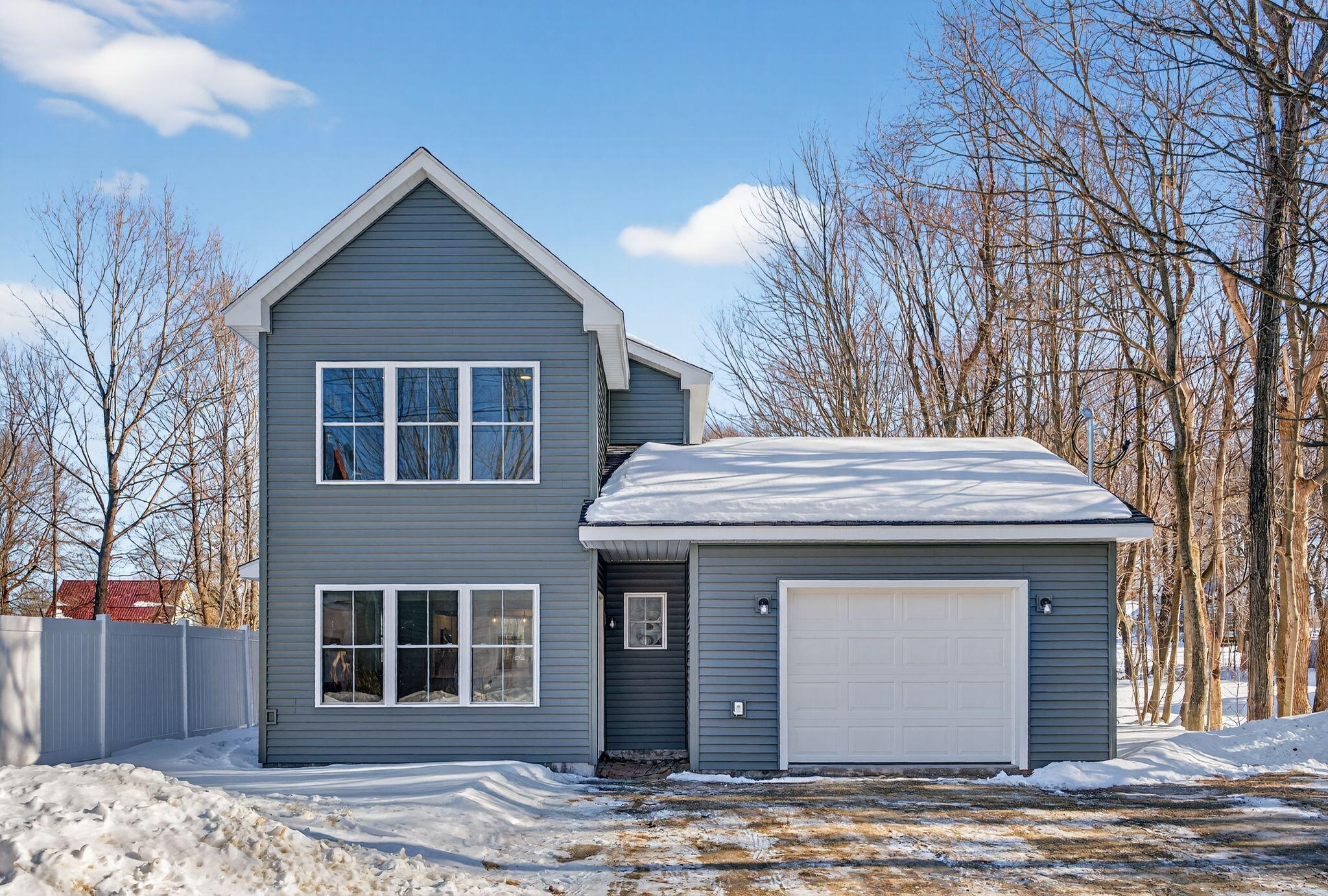 38 Oak Street Gardiner ME 04345