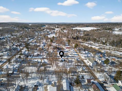 38 Oak Street Gardiner ME 04345