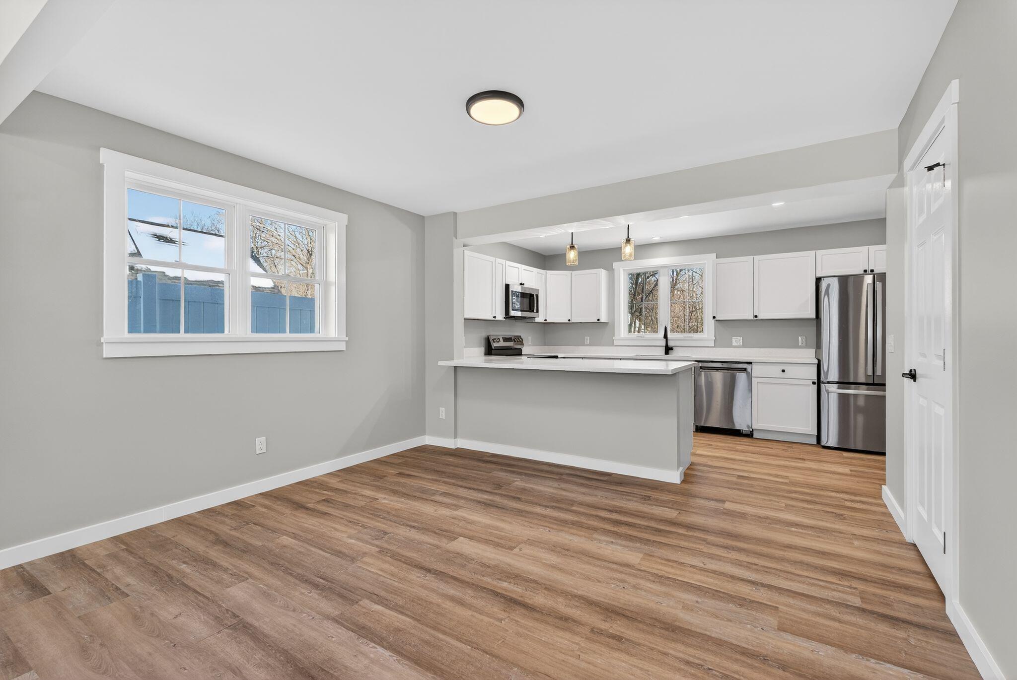 38 Oak Street Gardiner ME 04345